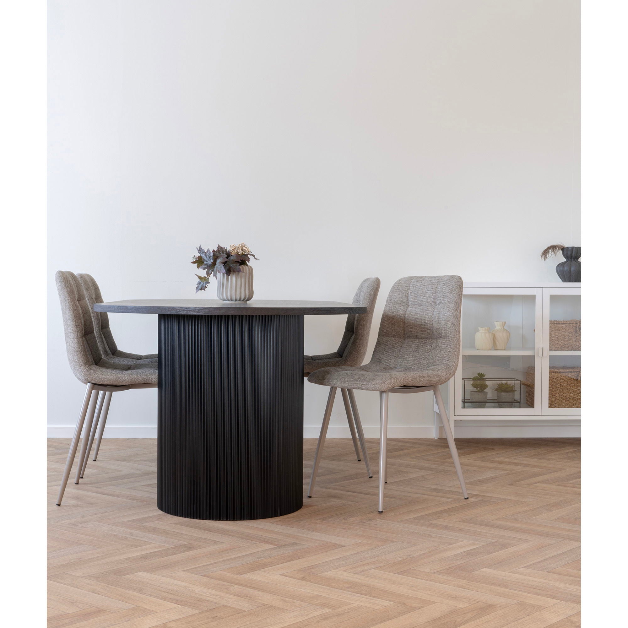 Middelfart Esszimmerstuhl 2er Set – Stoffstuhl mit Bezug und pulverbeschichteten Beinen, 44×55×86 cm