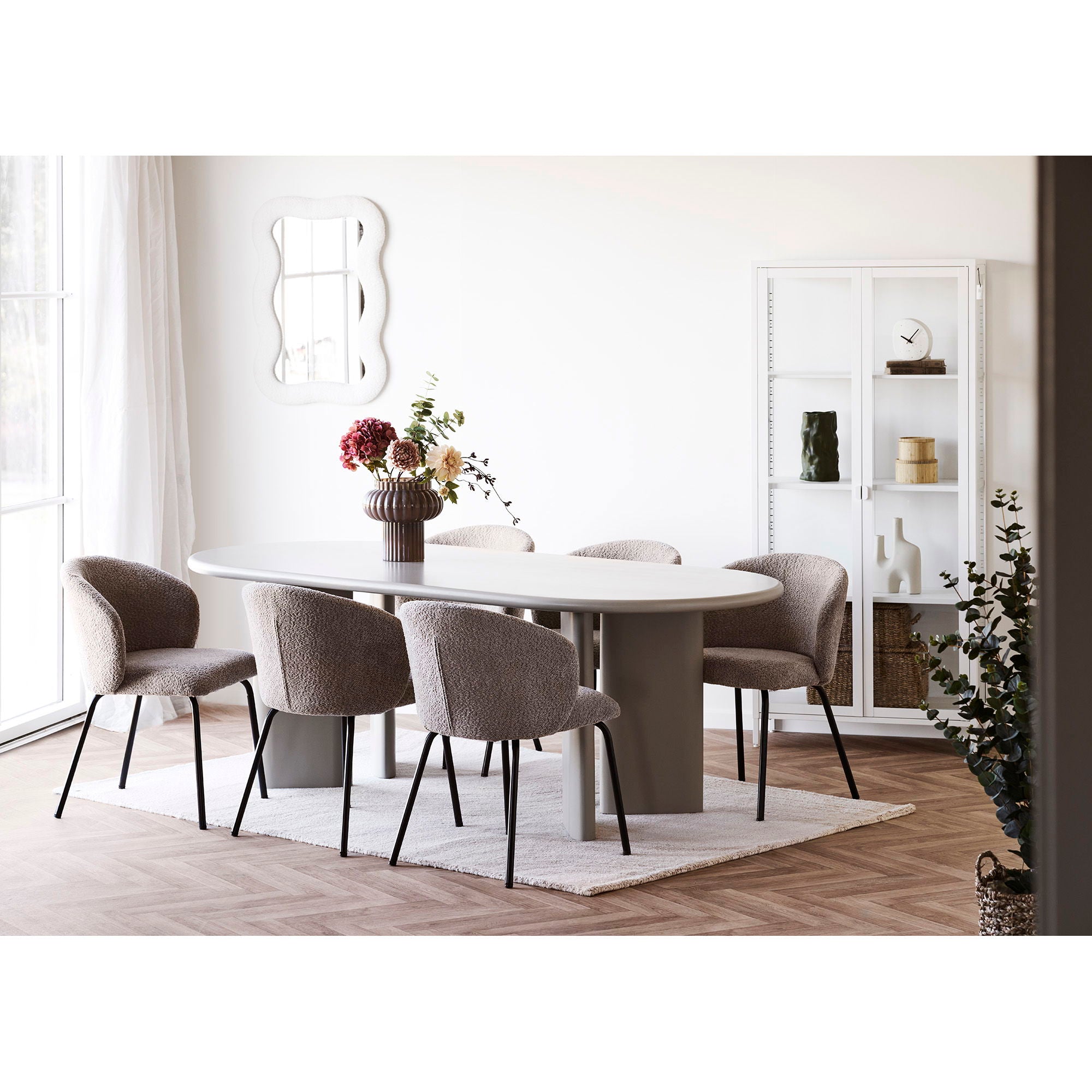 Safira Esszimmerstuhl 2er Set – Bouclé-Stuhl in Beige mit schwarzen Beinen, 56×58×79 cm