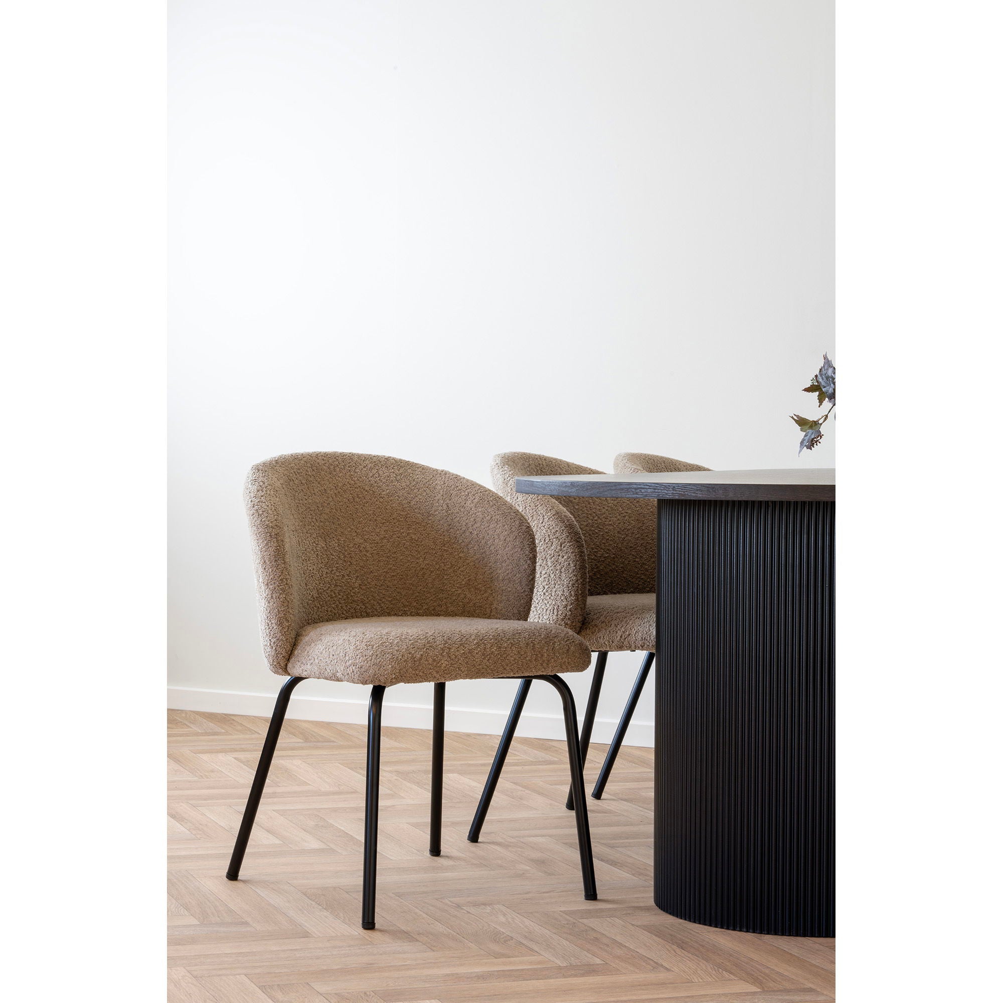 Safira Esszimmerstuhl 2er Set – Bouclé-Stuhl in Beige mit schwarzen Beinen, 56×58×79 cm