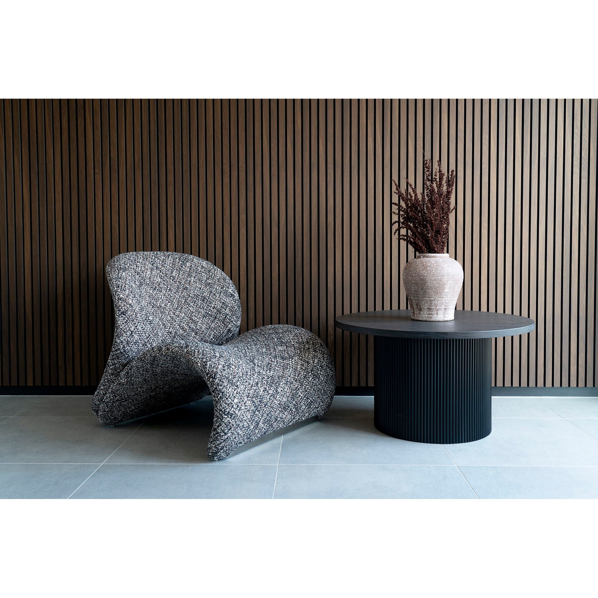 Sofia – Loungesessel, meliert, skulpturales Design, 76 × 84 × 72 cm
