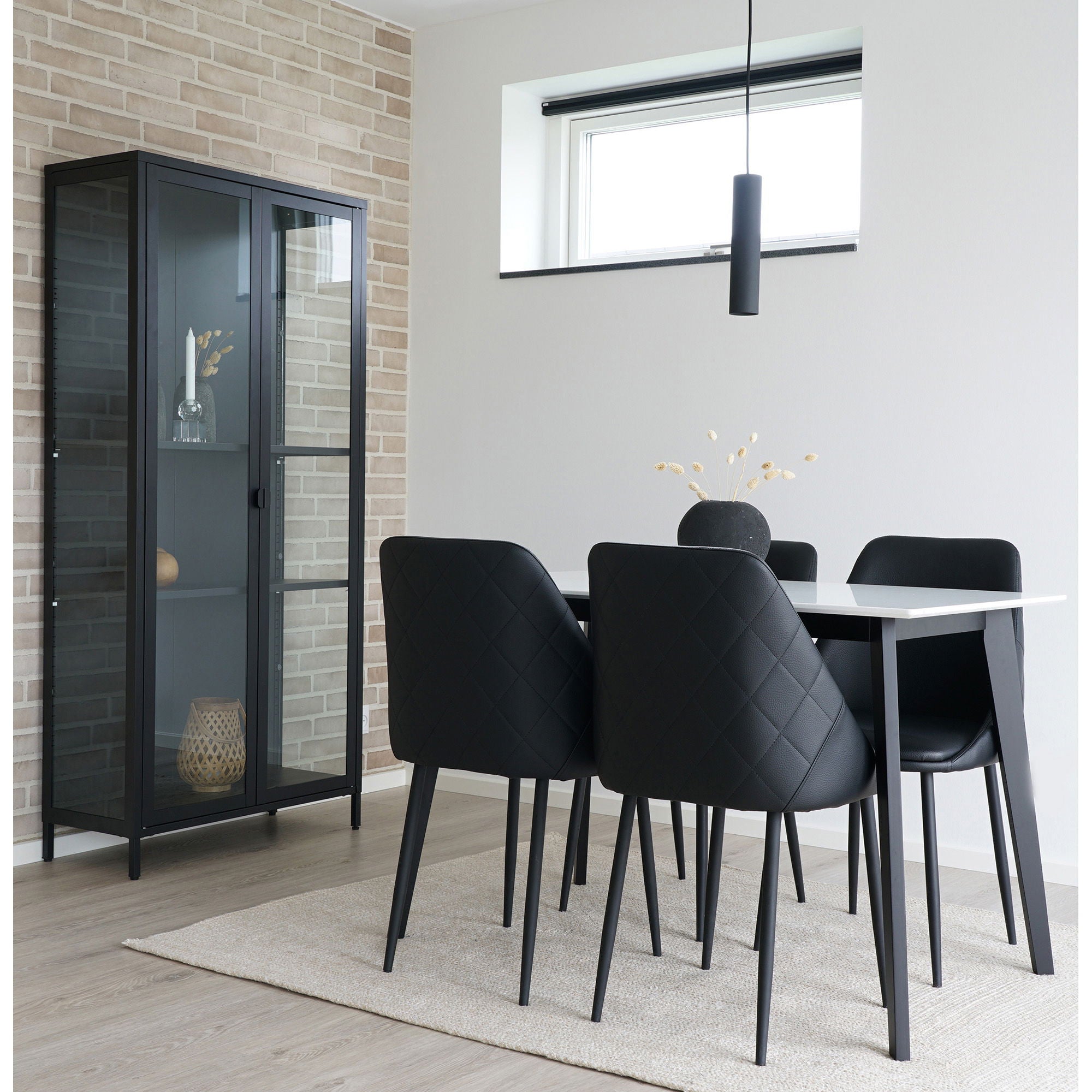 Brisbane – Vitrine mit 2 Glastüren, Stahl & Glas, Schwarz, 80 × 35 × 175 cm