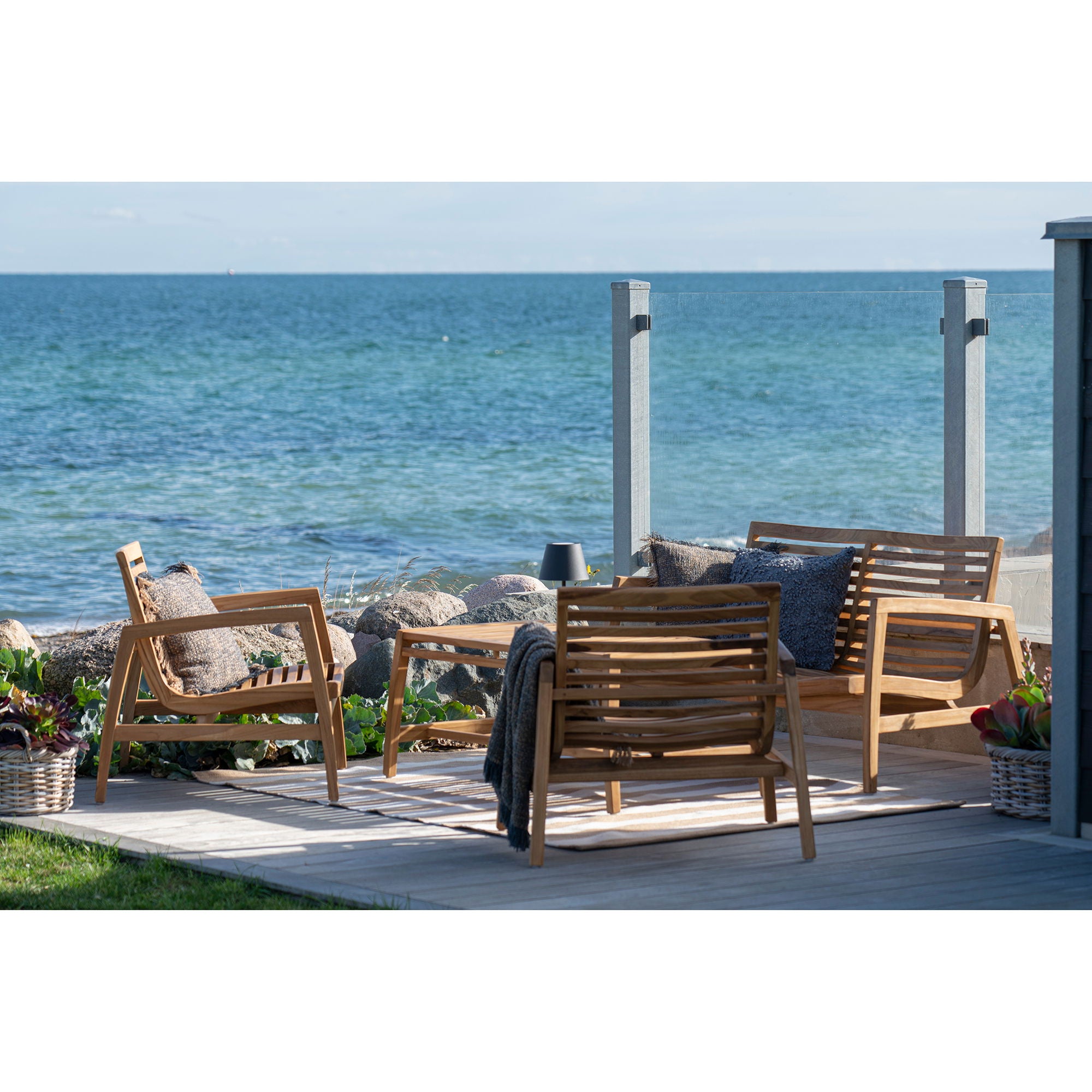 Santander Lounge Set – Teakholz, natur, inkl. Kissen